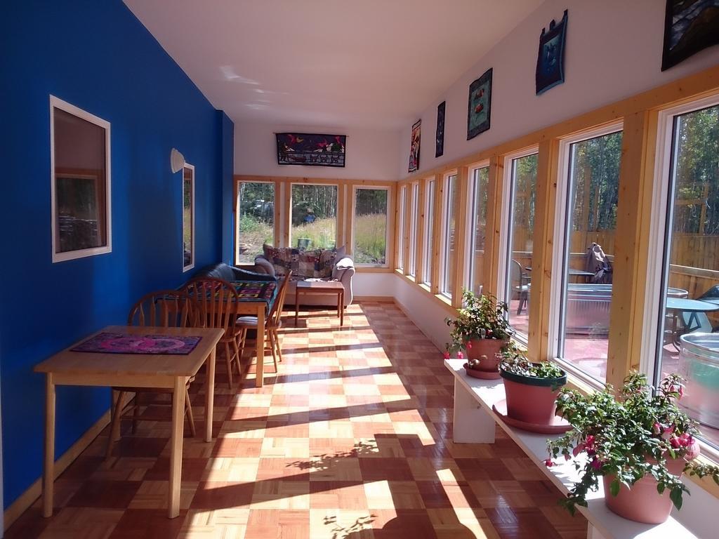 Hot Springs Campground & Hostel Upper Laberge Exterior photo